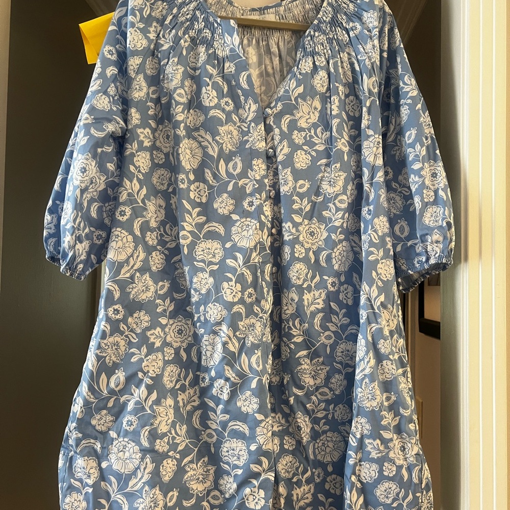Lake pajamas Floral Blue and White Dress